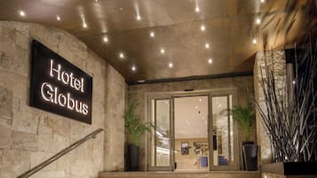 Entrada al alojamiento