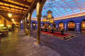 Reception - Palacio del Inka, A Luxury Collection Hotel by Marriott (Cusco)