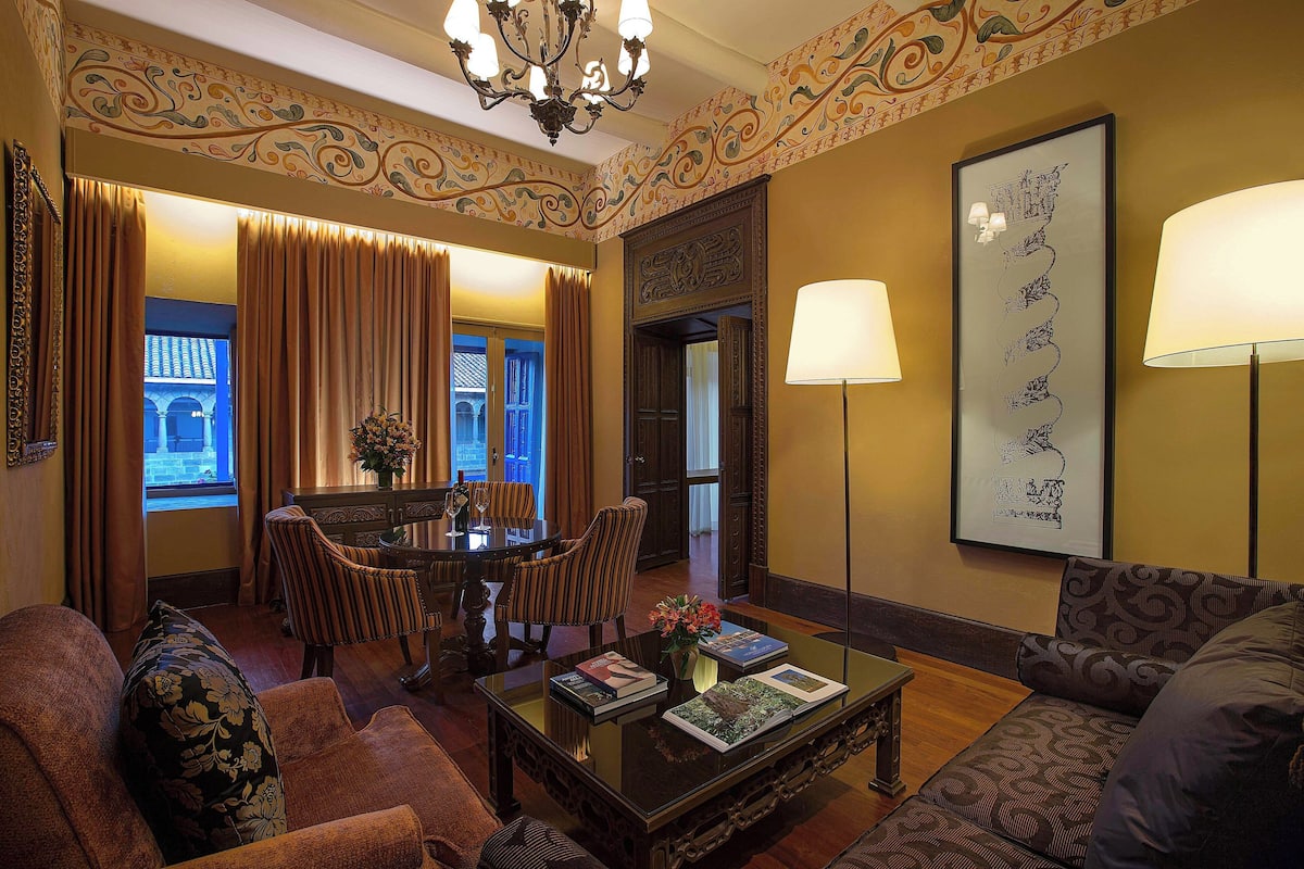 Suite Présidentielle, 2 chambres | 1 chambre, literie de qualité supérieure, couette en duvet d'oie