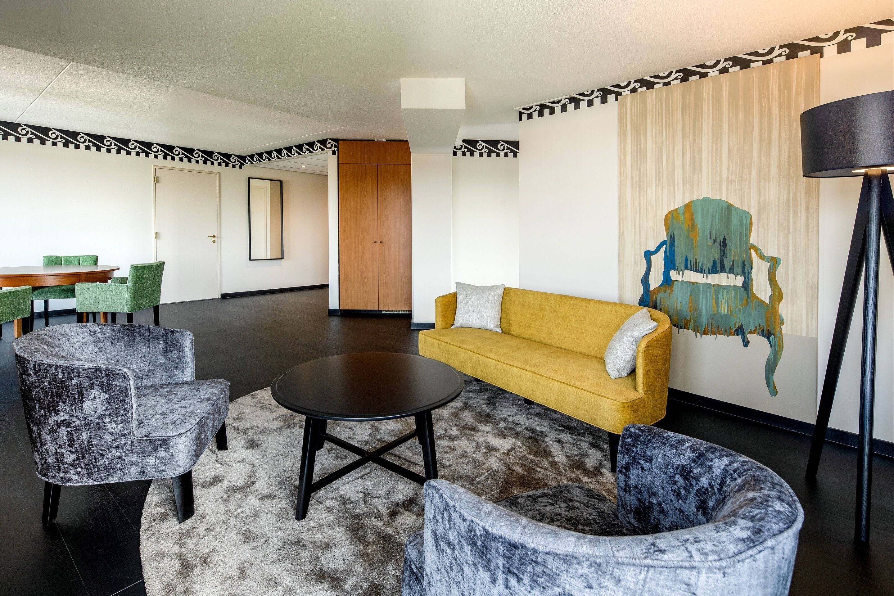 suite | 1 bedroom, in-room safe, desk, iron/ironing board