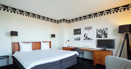 Hotel Theater Figi