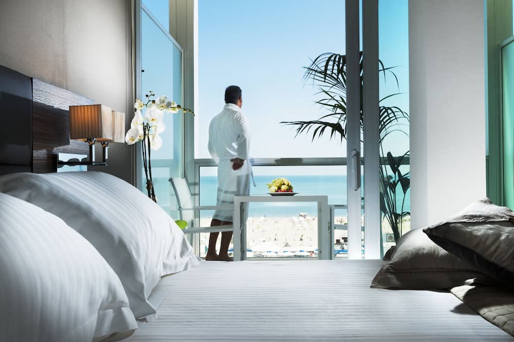 Waldorf Suite Hotel