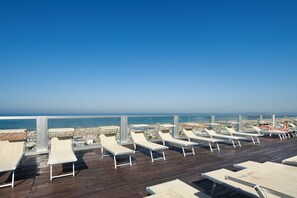 Sundeck