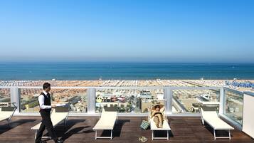 Sundeck
