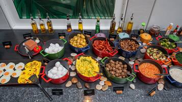 Free daily buffet breakfast