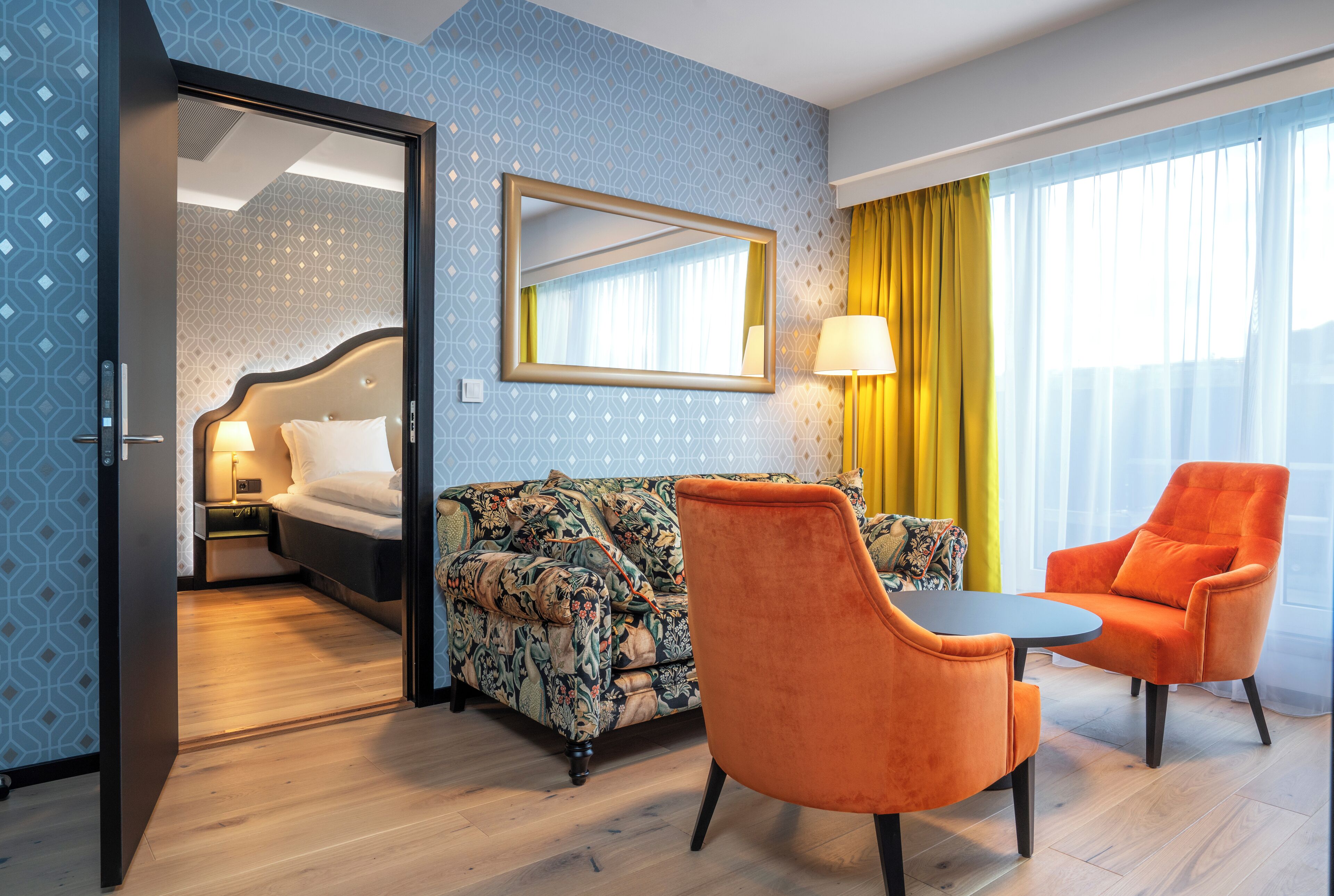 Junior Suite, Non Smoking | Premium bedding, pillowtop beds, minibar, in-room safe