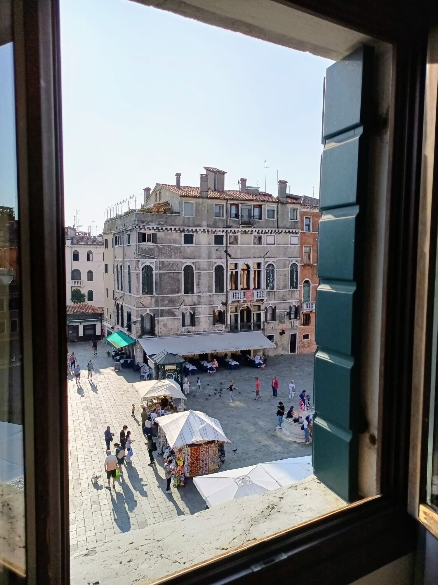 1 bedroom, in-room safe, individually decorated, individually furnished