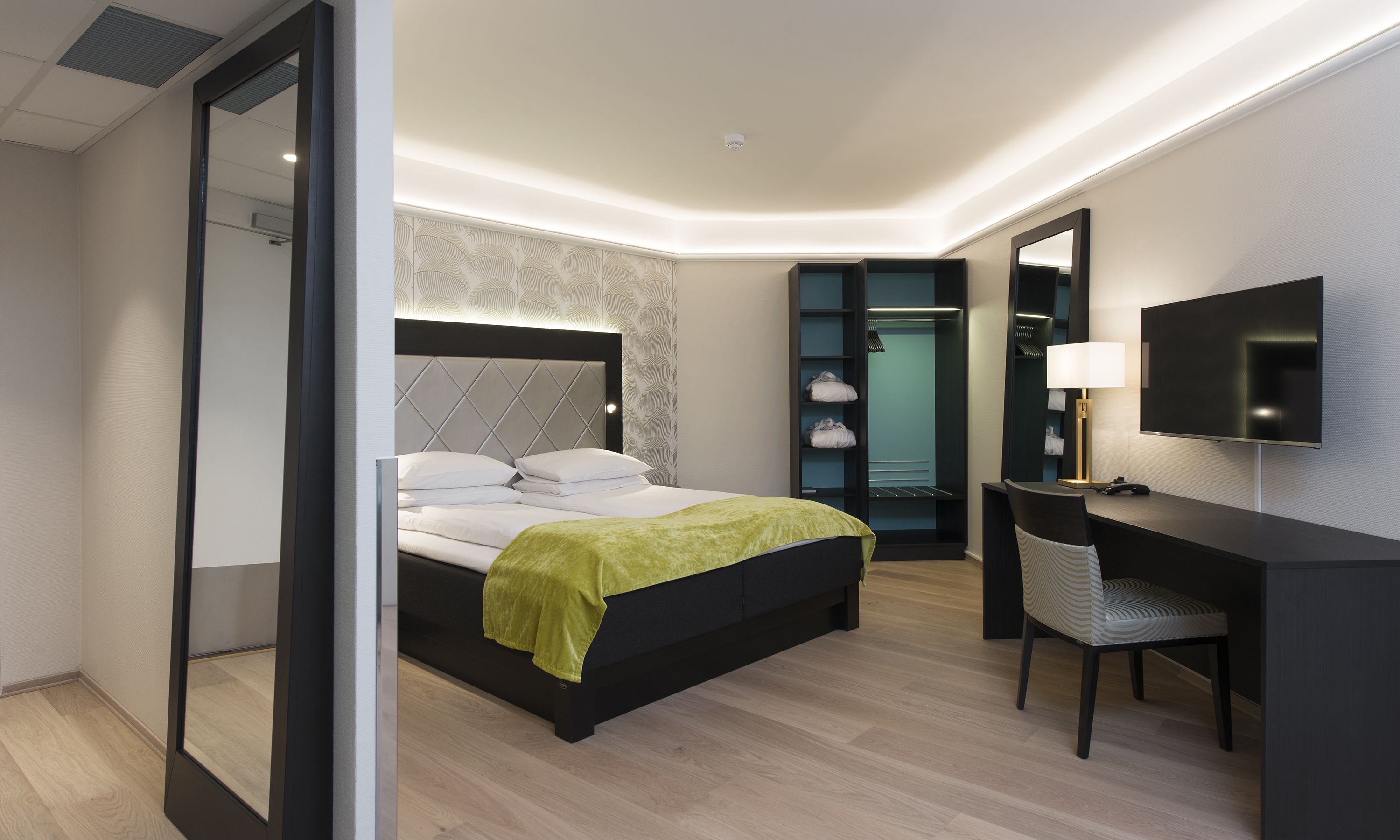 desk, laptop workspace, soundproofing, iron/ironing board