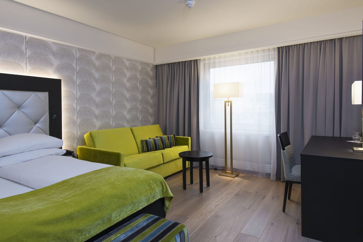 Literie de qualité supérieure, minibar, bureau, chambres insonorisées