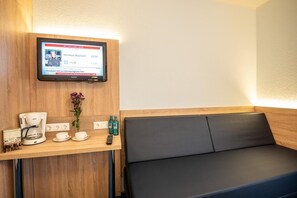 LCD TV - Hotel Hanseport Hamburg (Hamburg)