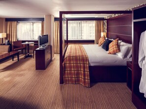In-room safe, desk, iron/ironing board, free WiFi