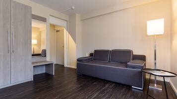 Junior suite | Een bureau, gratis wifi, beddengoed
