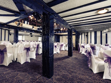 Indoor wedding