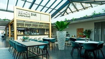 Daily buffet breakfast for a fee