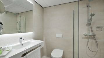 Shower, eco-friendly toiletries, hair dryer, towels