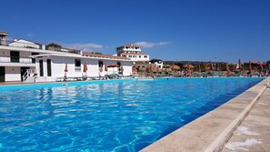 Seasonal outdoor pool