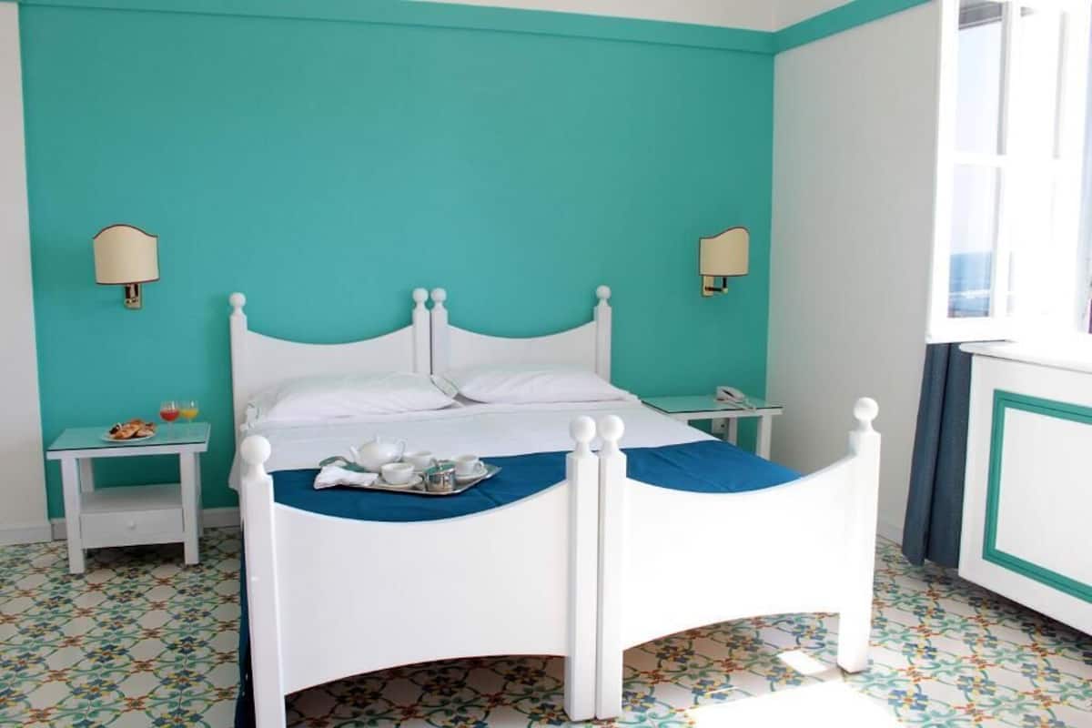 Minibar, in-room safe, desk, blackout curtains