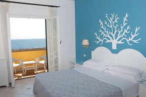 Minibar, in-room safe, desk, blackout curtains