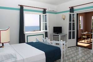 Minibar, in-room safe, desk, blackout curtains