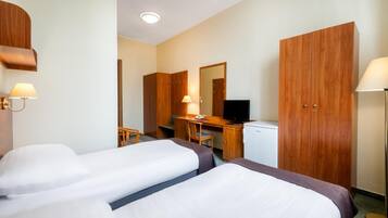 Hypo-allergenic bedding, desk, soundproofing, free cots/infant beds