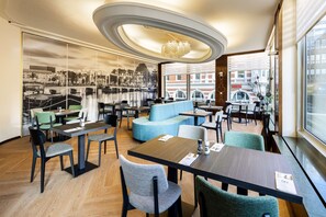 每日供应自助式早餐（需付费）