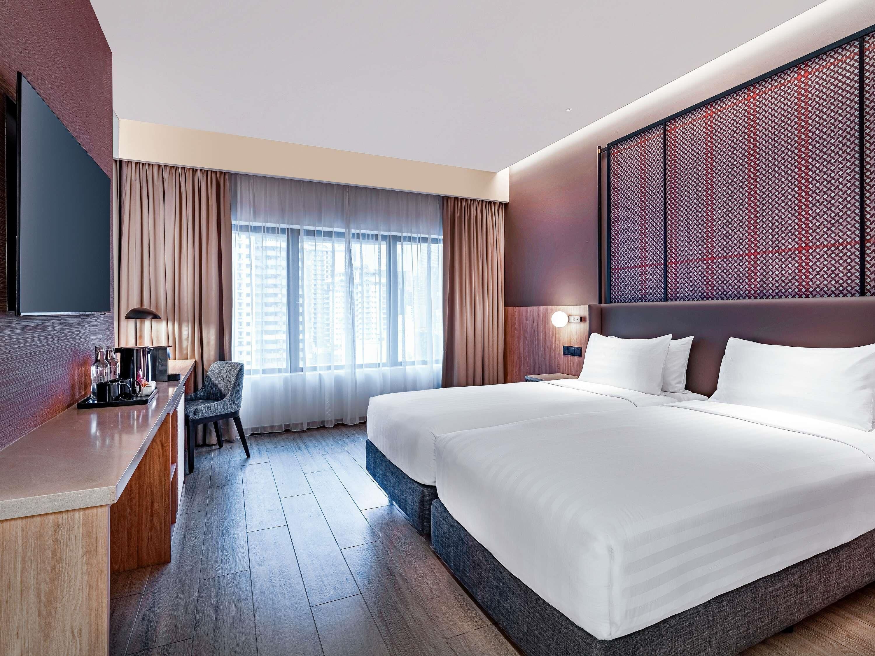 Superior Room, 2 Twin Beds | Minibar, in-room safe, desk, laptop workspace