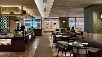 Café da manhã com buffet todos os dias (MYR 78 por pessoa)