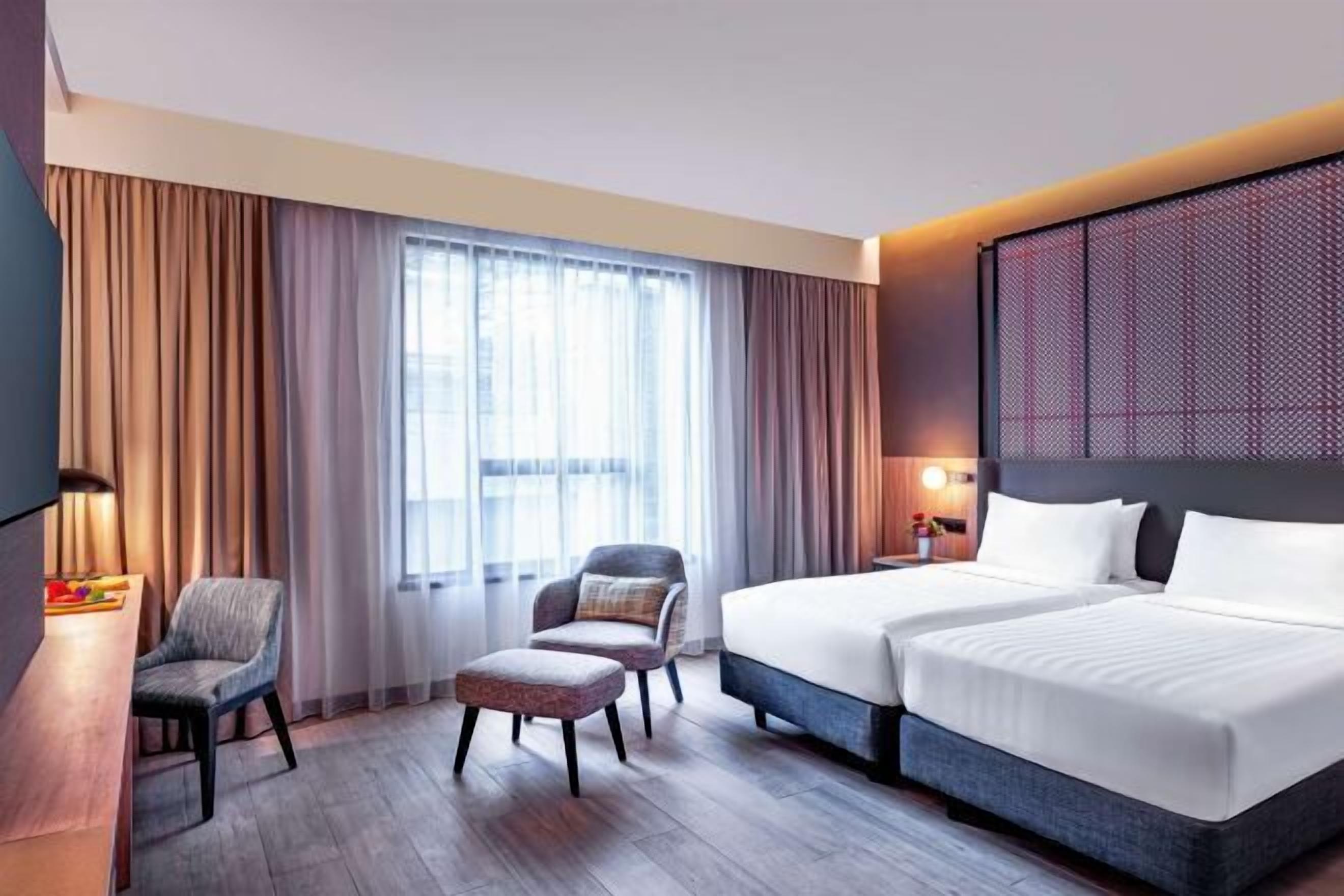 Minibar, in-room safe, desk, laptop workspace