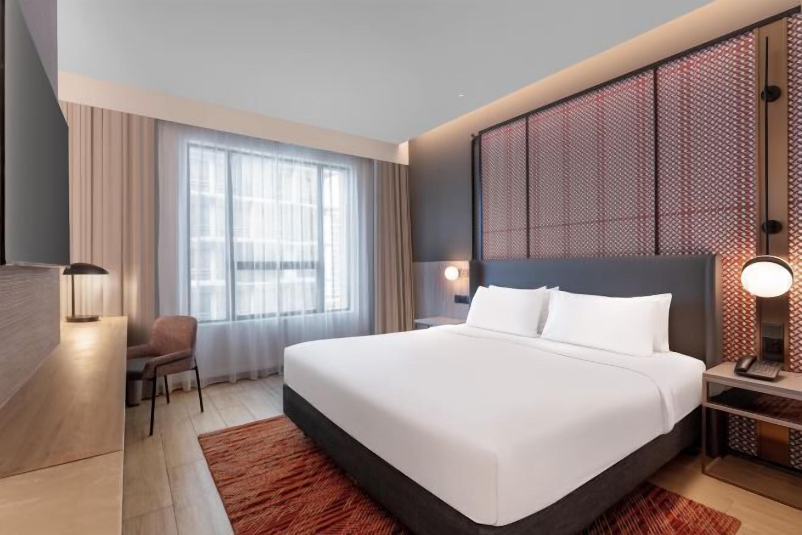 Minibar, in-room safe, desk, laptop workspace