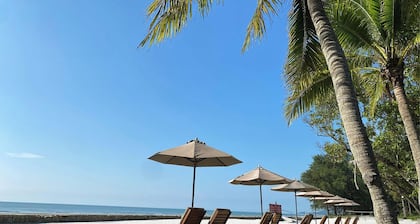 Swiss-Grand Beach Resort Kuantan