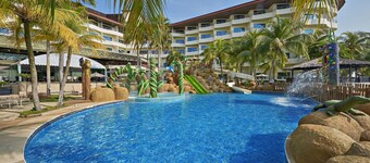 Swiss-Grand Beach Resort Kuantan