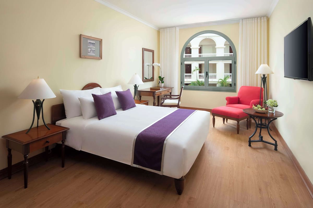 1 bedroom, free minibar items, in-room safe, desk