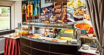 Mercure Livingston Hotel