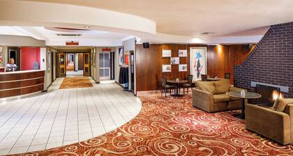 Mercure Livingston Hotel