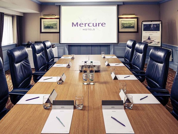 Business center - Mercure Livingston Hotel (Livingston)