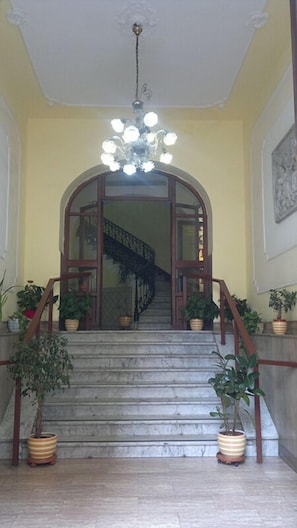 Entrée de l’hébergement