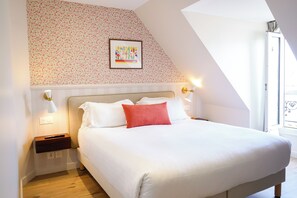 Chambre Double Supérieure | Literie de qualité supérieure, coffres-forts dans les chambres, bureau