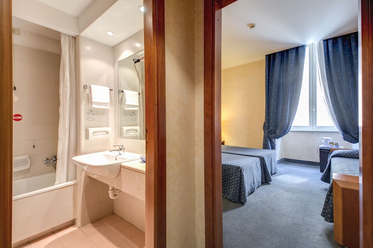 Minibar, in-room safe, desk