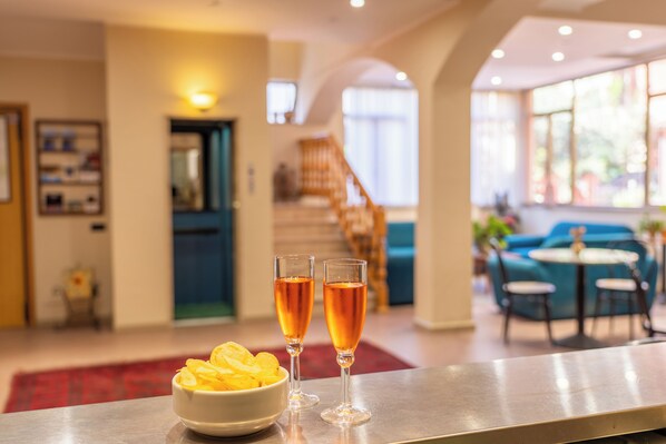 Lobby lounge - Hotel Trasimeno (Passignano sul Trasimeno)