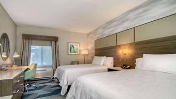 Meja kerja, ruang kerja ramah laptop, dan setrika/meja setrika