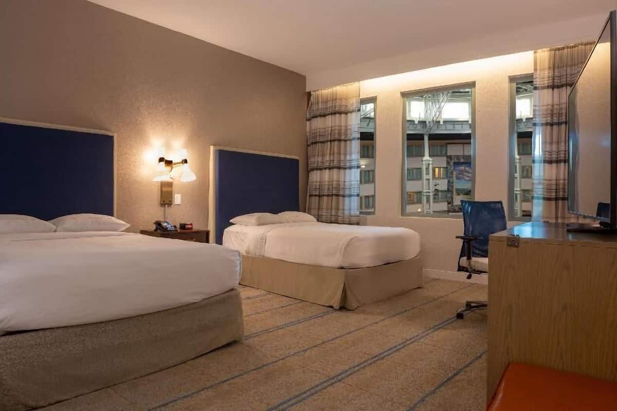 Premium bedding, pillowtop beds, in-room safe, desk