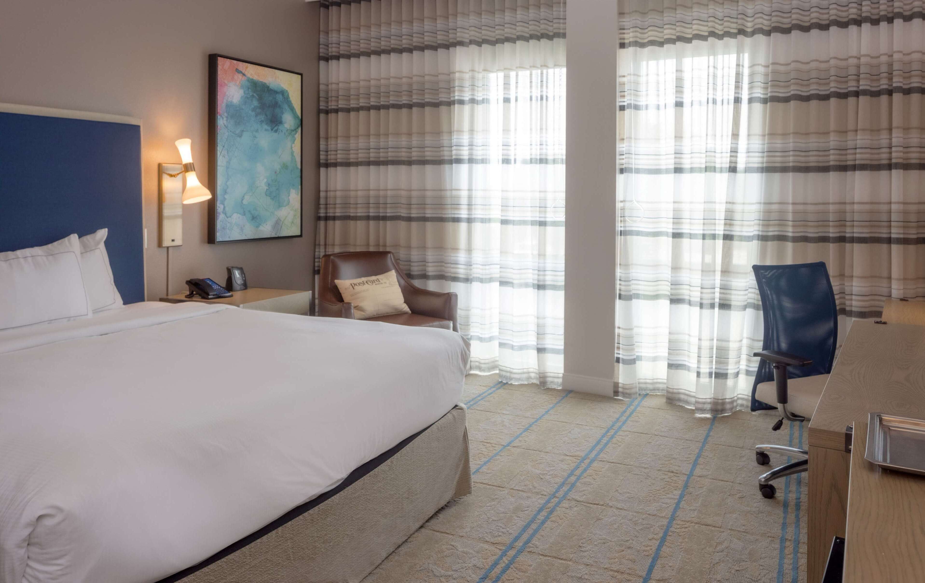 premium bedding, pillow-top beds, in-room safe, desk