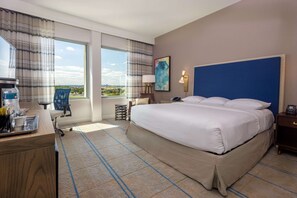 In-room business centre - Hilton Austin Airport (Austin)