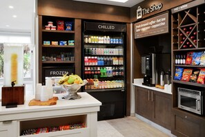 Snack bar