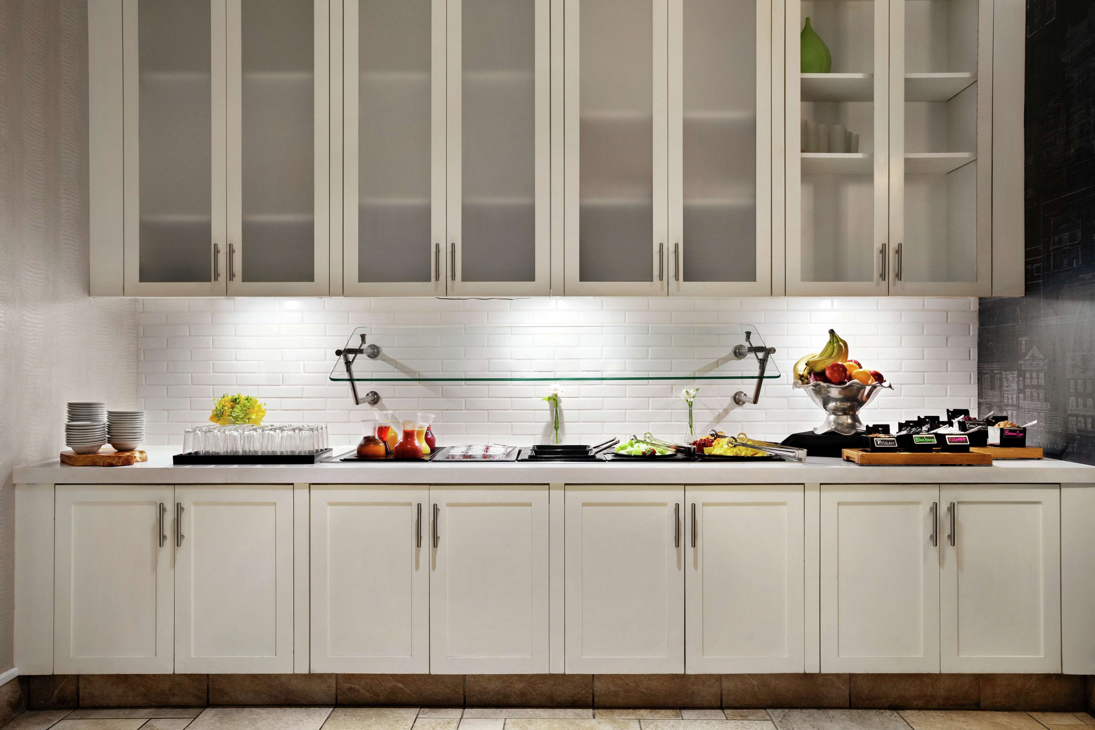 Photo - Hilton Garden Inn New Orleans Convention Center