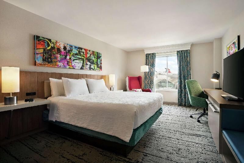 Luxe beddengoed, Select Comfort-bedden, een kluis op de kamer