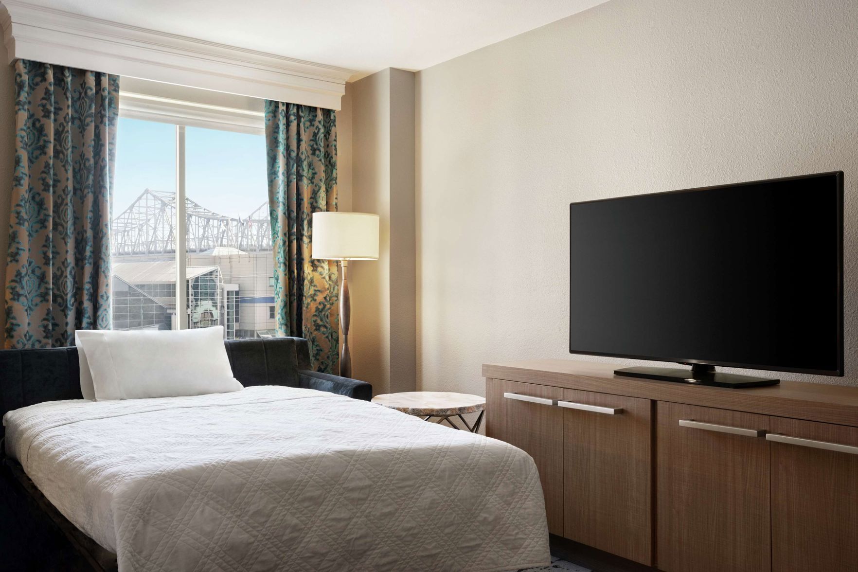 Luxe beddengoed, Select Comfort-bedden, een kluis op de kamer