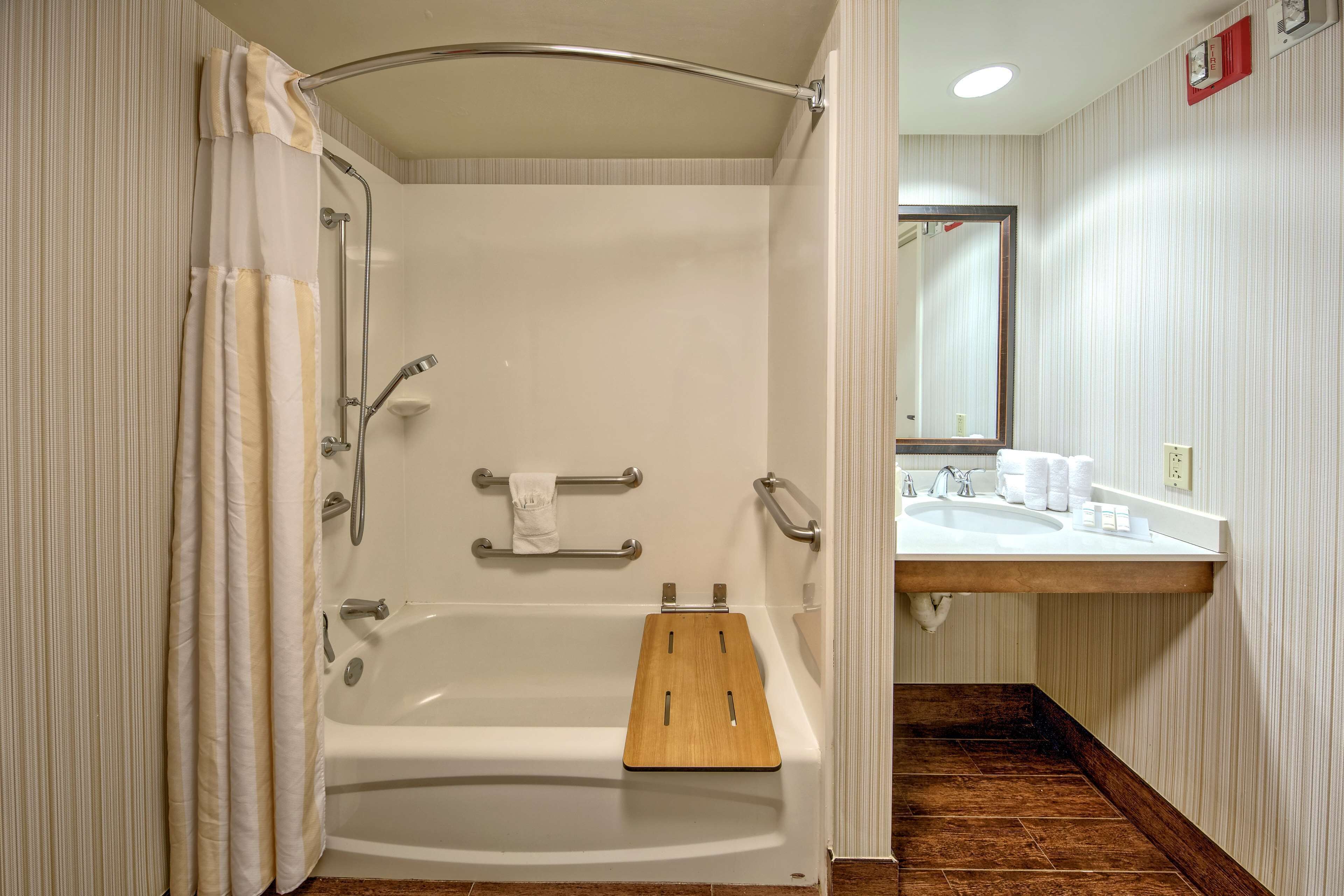 Photo - Hilton Garden Inn New Orleans Convention Center