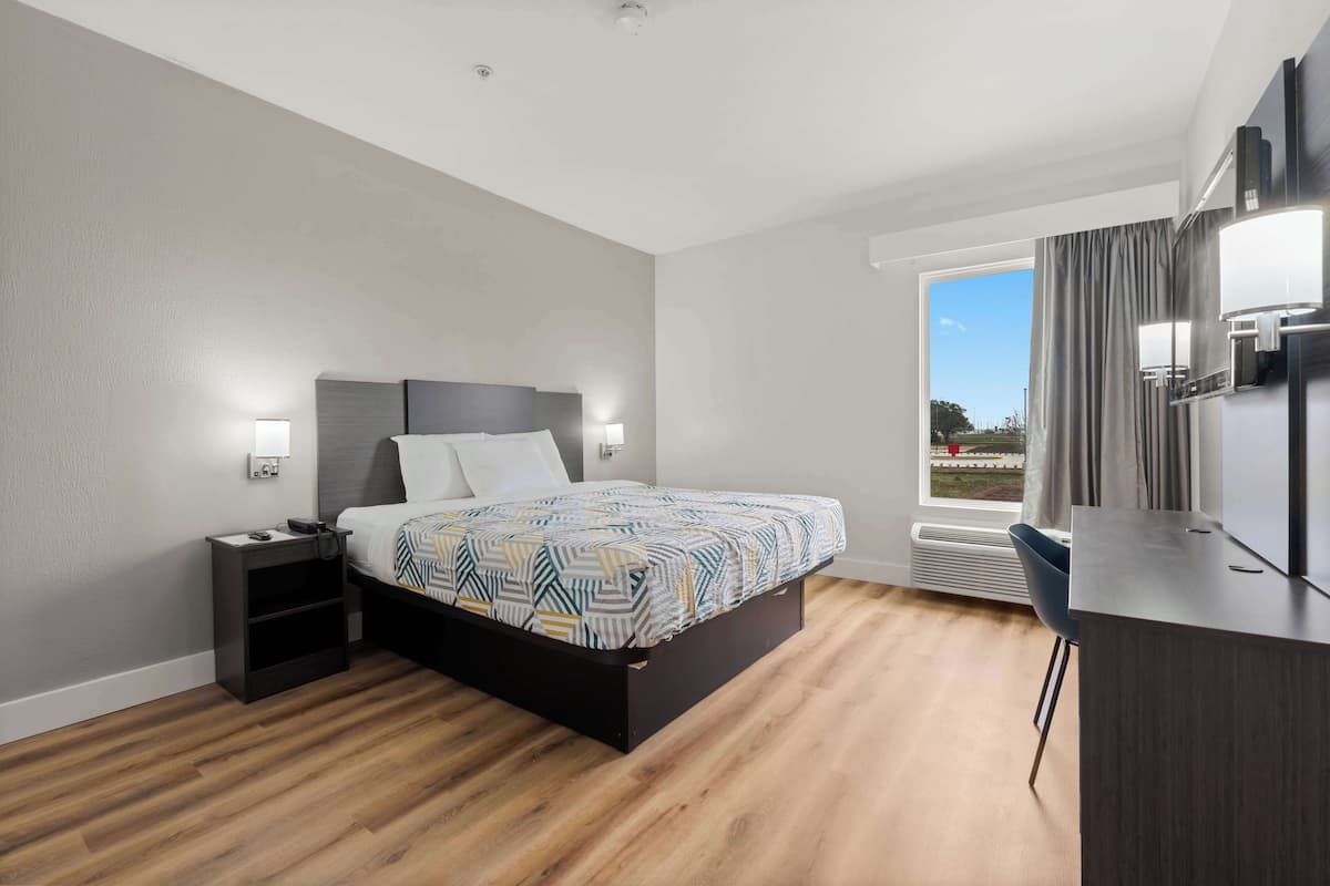 Frigobar, ferros/tábuas de passar roupa, Wi-Fi de cortesia