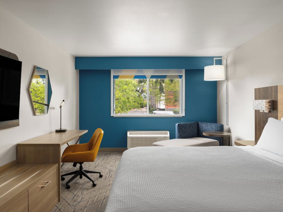 Standard Room, 1 King Bed (Walk-In Shower) | Pillow-top beds, desk, laptop workspace, blackout curtains